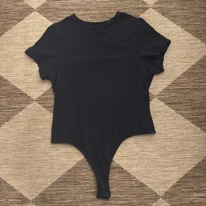 SKIMS T-SHIRT BODYSUIT 🖤